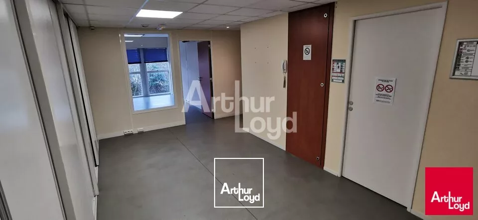 RENNES - BUREAUX A LOUER - 273 M²