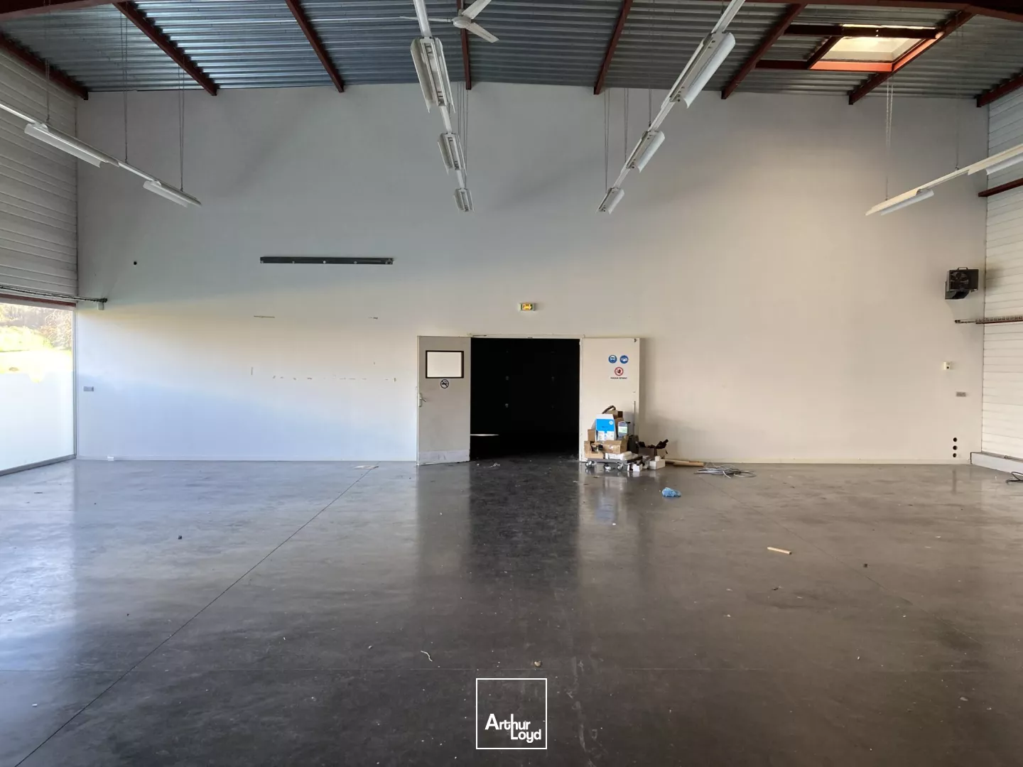 BATIMENT INDEPENDANT A LOUER GUIPAVAS