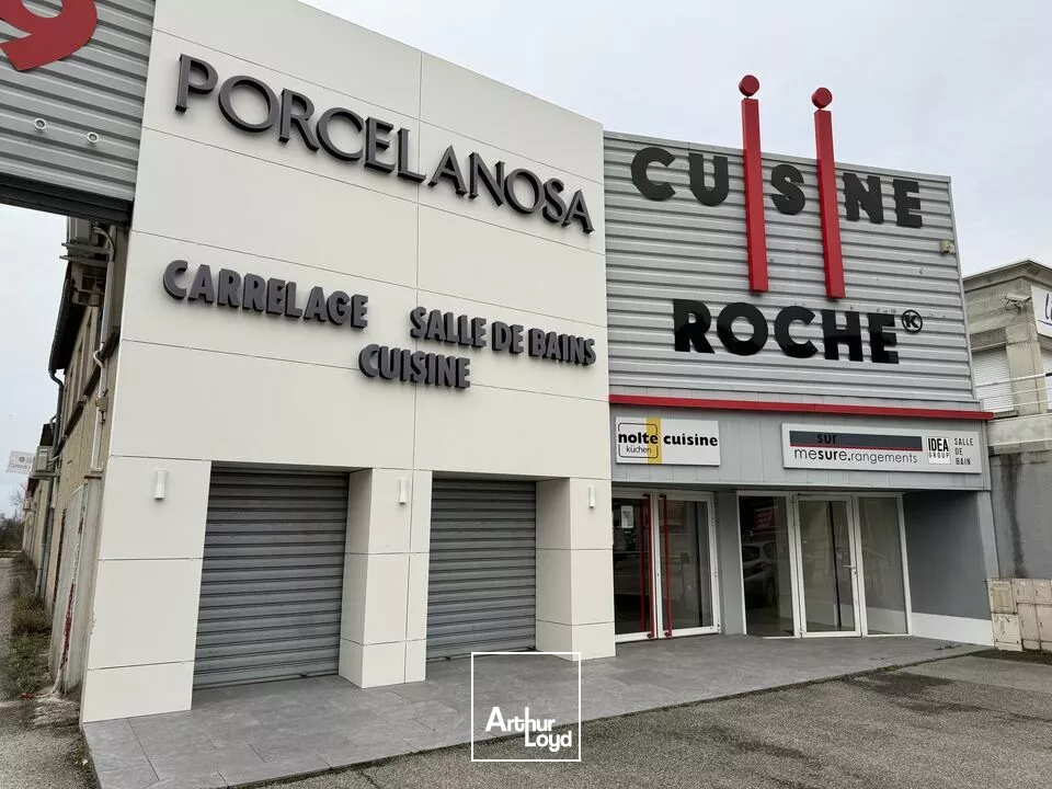 A Louer - Local commercial - Saint Peray