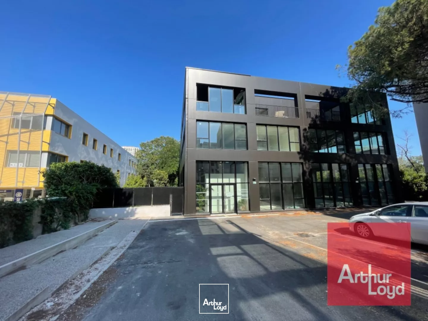 VENTE LOCAUX D'ACTIVITÉ - ZFU - À PARTIR DE 122 M2 MONTPELLIER OUEST