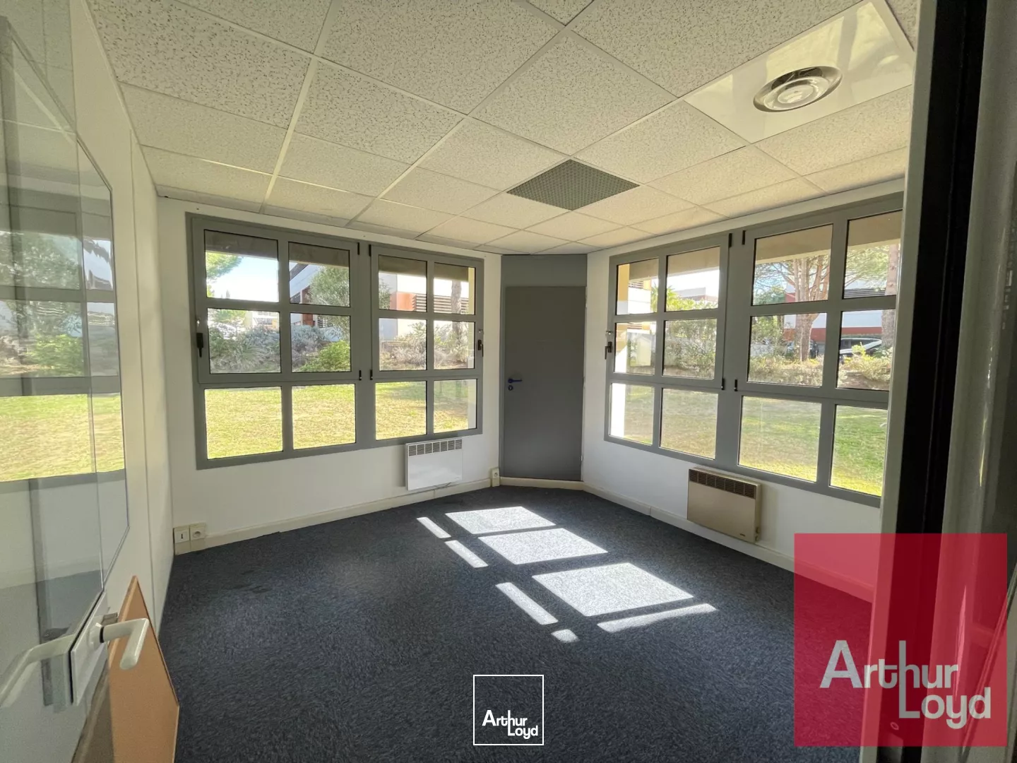 LOCATION BUREAUX MILLÉNAIRE - ESPRIT CAMPUS