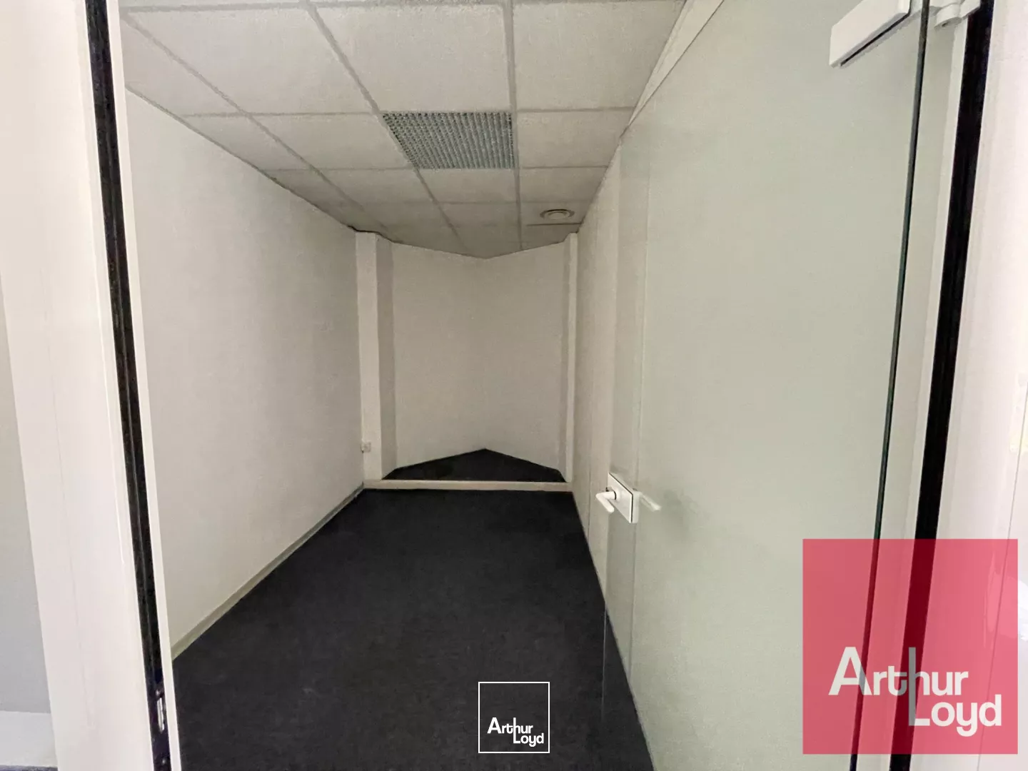 LOCATION BUREAUX MILLÉNAIRE - ESPRIT CAMPUS