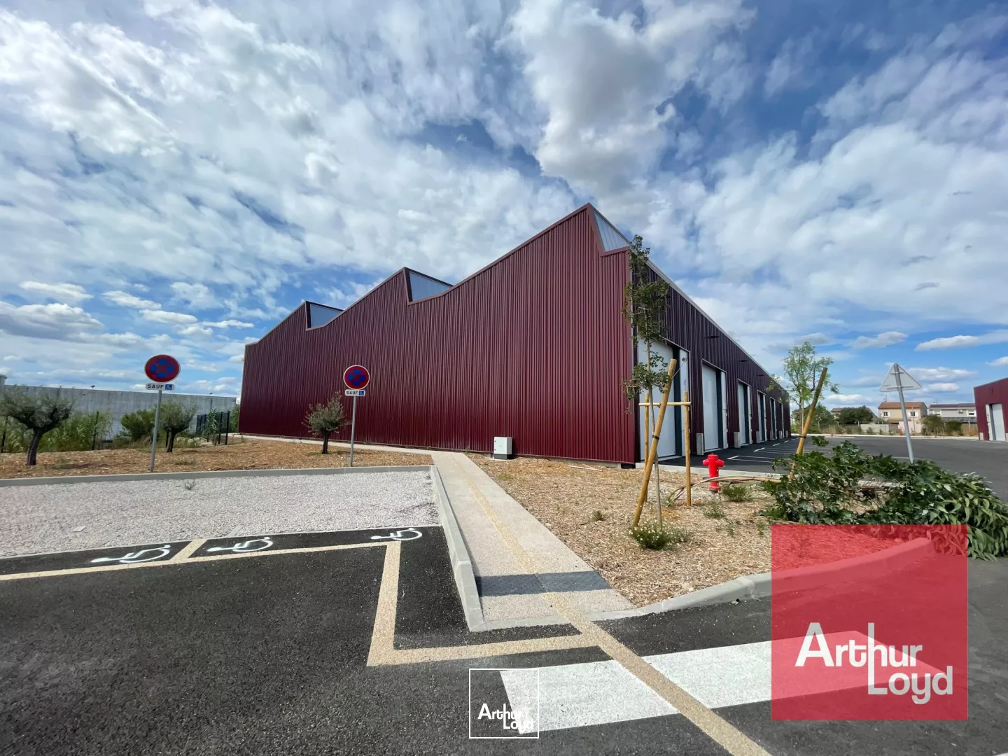 À LOUER - LOCAL D'ACTIVITÉ NEUF DE 454 M2 À MONTPELLIER OUEST