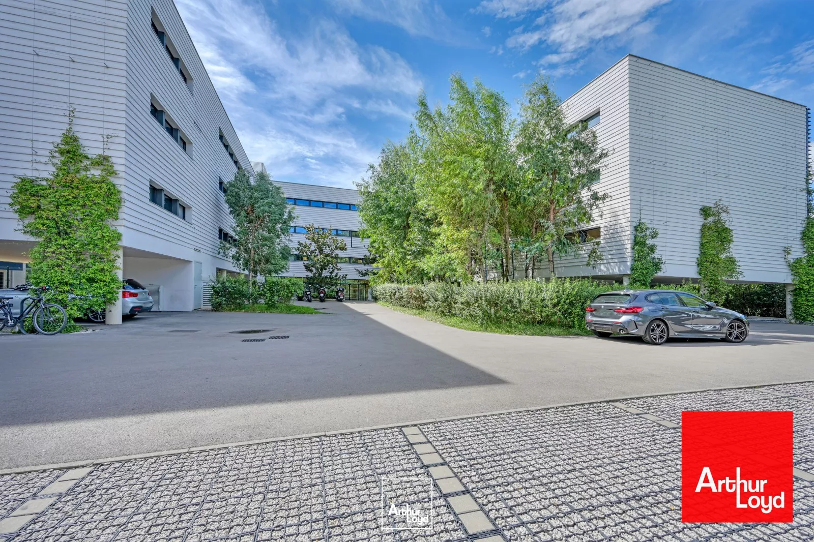 A VENDRE - BUREAUX 1 160 M2 PMR - LATTES