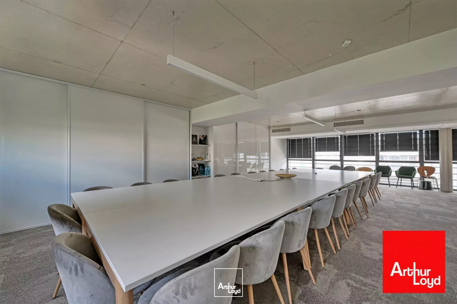 A VENDRE - BUREAUX 1 160 M2 PMR - LATTES