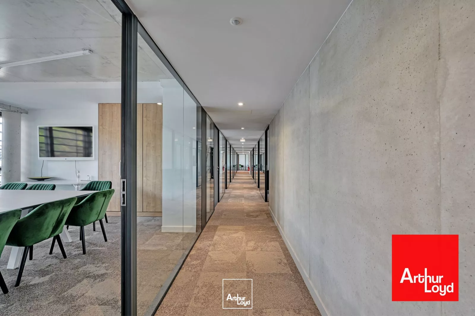 A VENDRE - BUREAUX 1 160 M2 PMR - LATTES