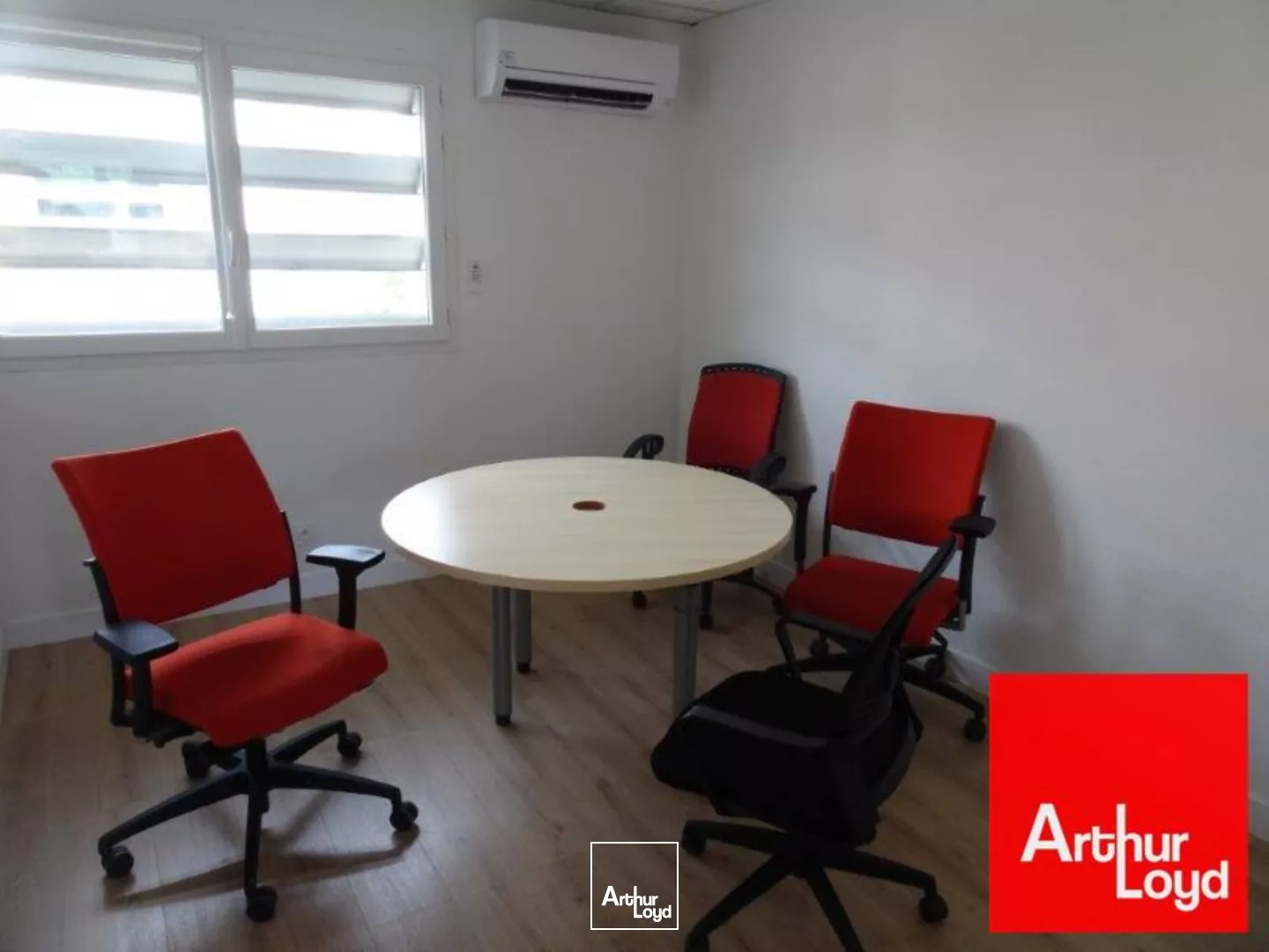 BUREAUX A LOUER - PARC DE L'AEROPORT PEROLS