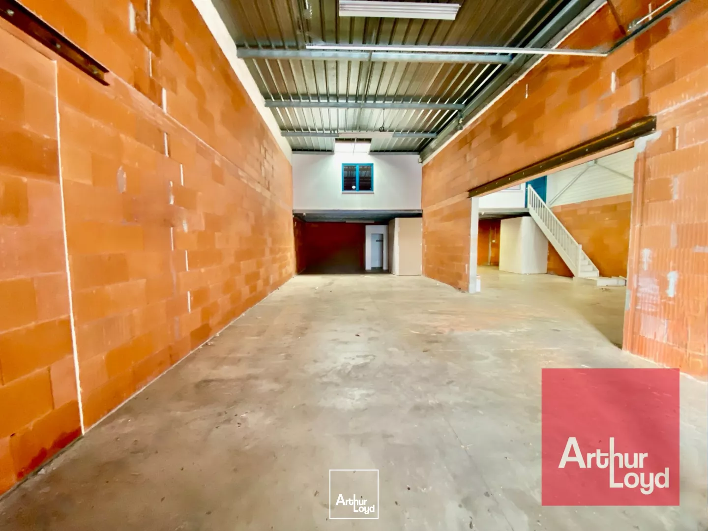 Locaux d'activité à Sète - Proche autoroute