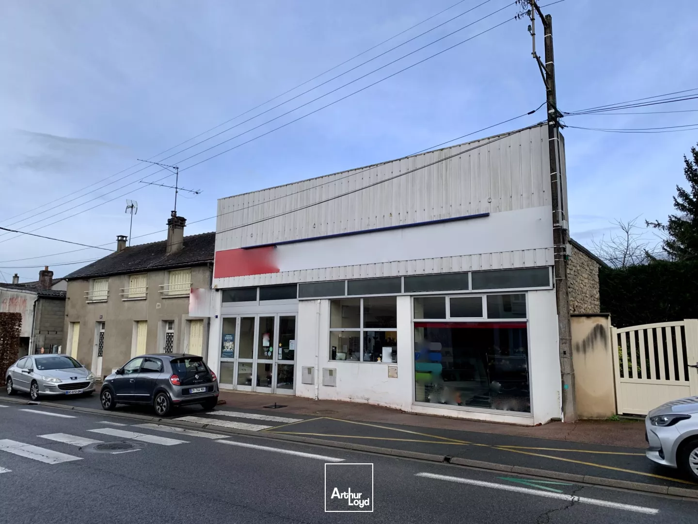 LOCAL + STOCKAGE À VENDRE MONTARGIS