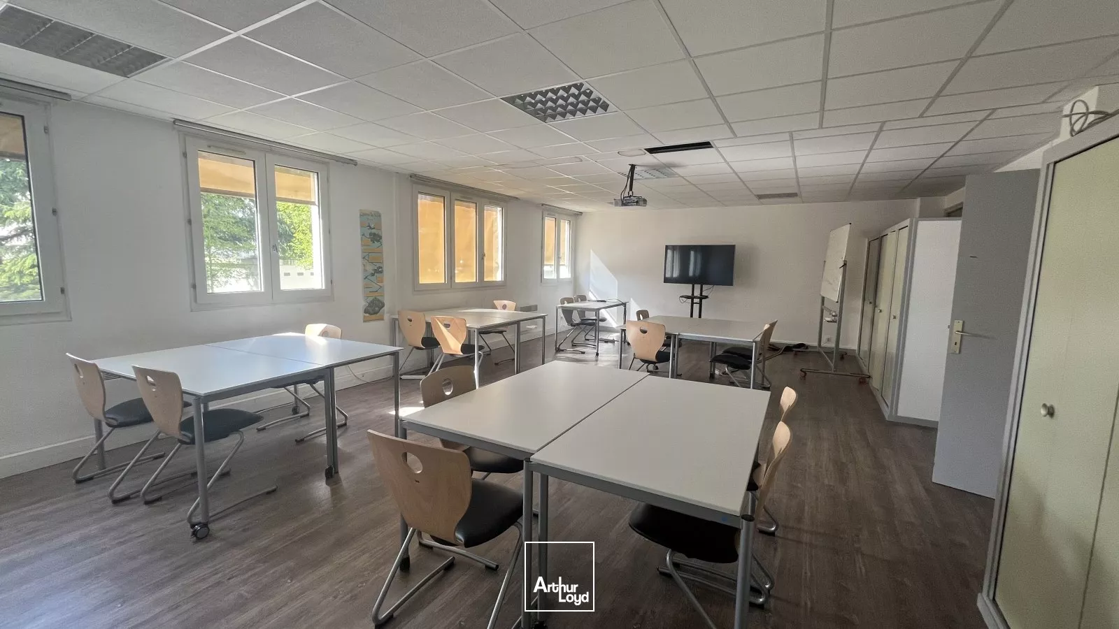 Bureaux de 390 m² à la location - Emplacement privilégié à Orléans Coligny