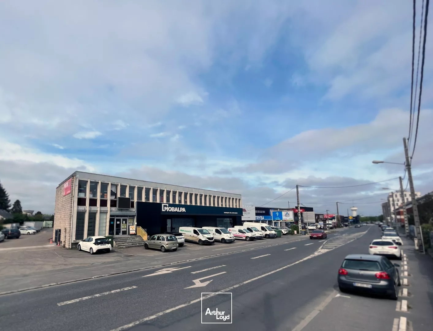 Location d'un local Commercial de 700 m2 à Fleury-les-Aubrais - RN 20