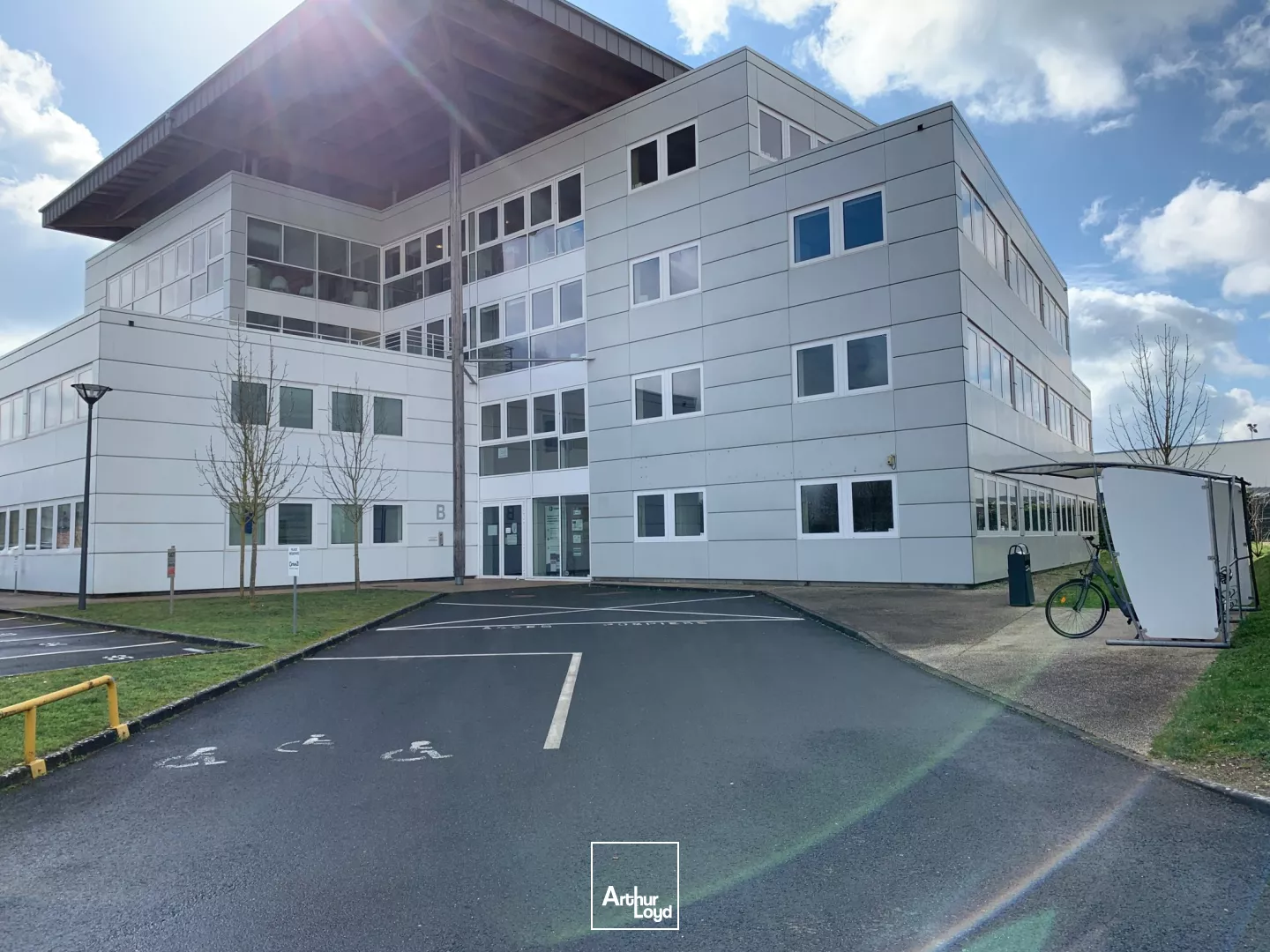 Bureaux à louer48 m2 proche tangentielle à Orléans