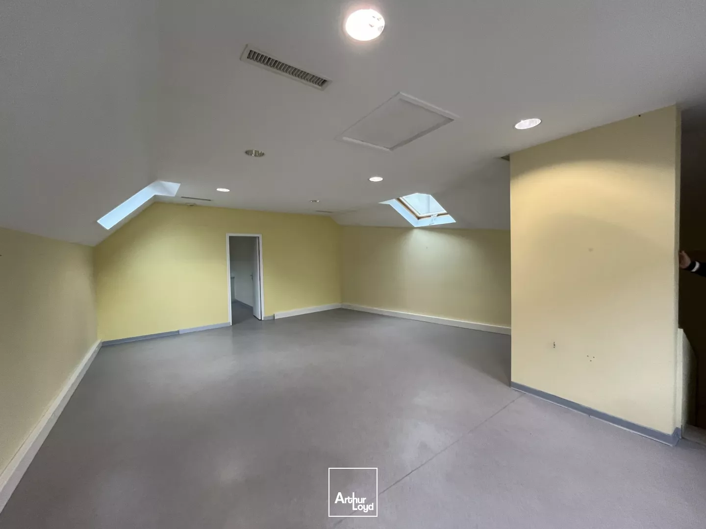 6 bureaux à louer Saint jean de Braye de 36 à 74 m2 