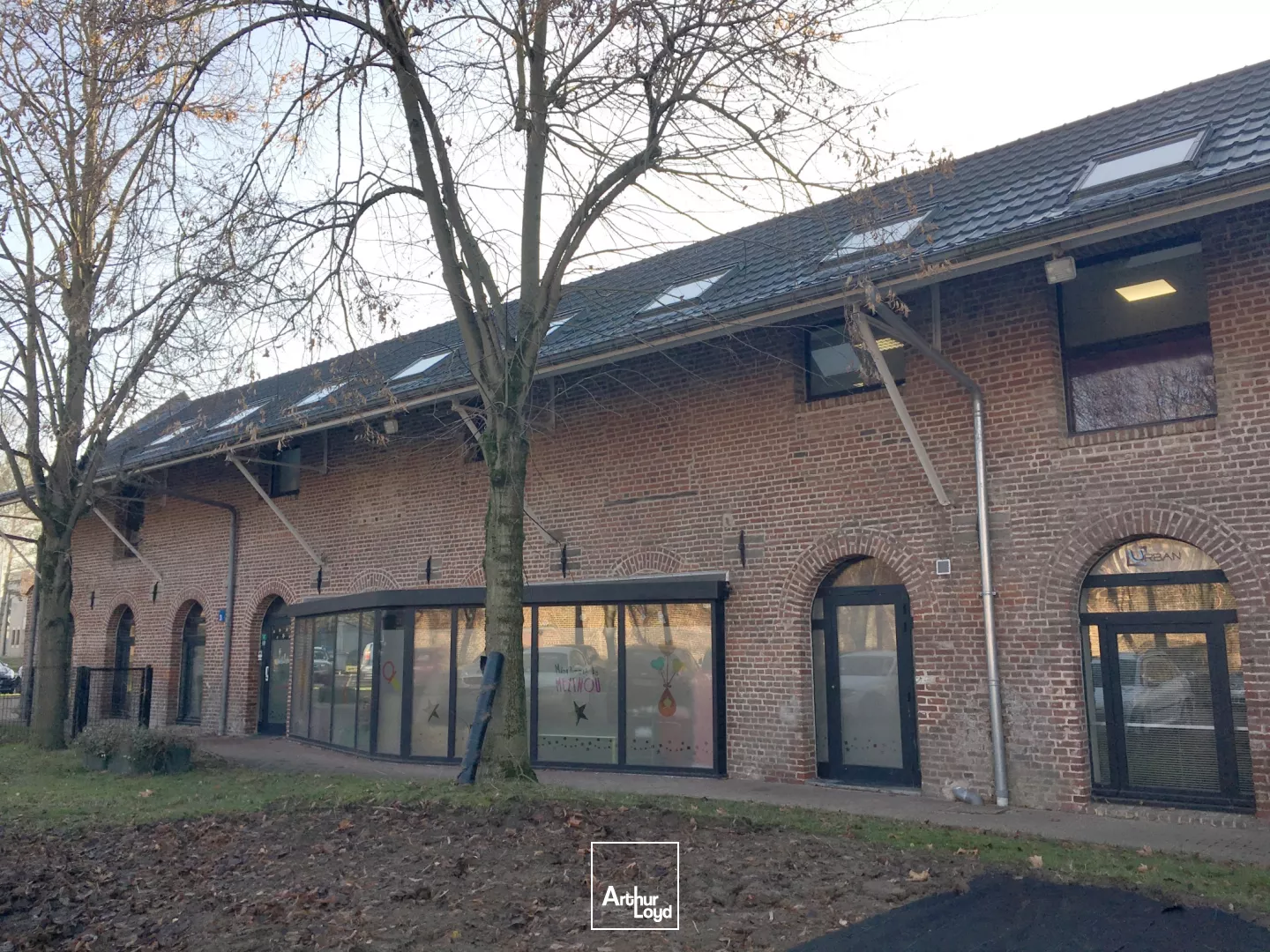 Bureaux à louer 105 m² - Parc de la Plaine Villeneuve d'Ascq, proche axes autoroutiers et transports en commun