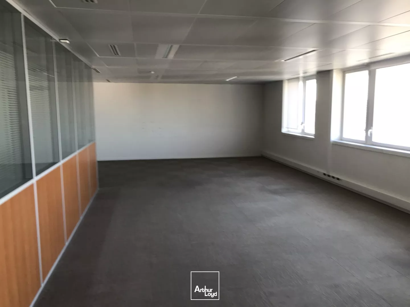 Bureaux à louer en centre d'affaires - Liévin