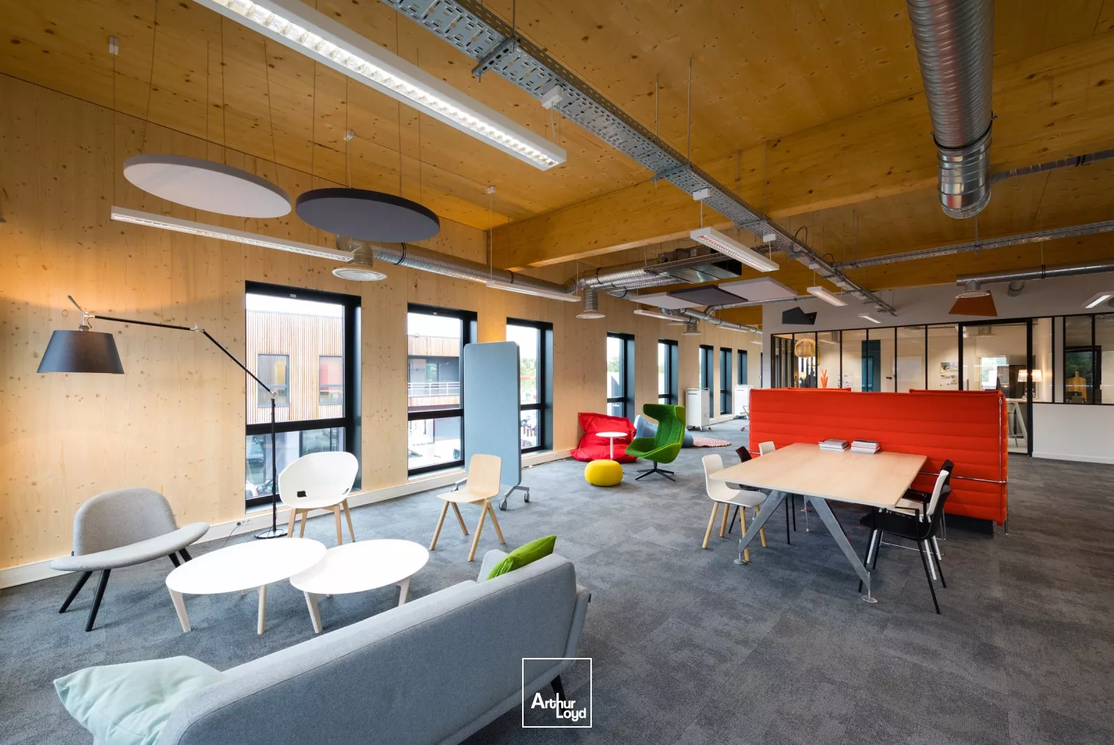 Forest Park Roncq : Bureaux neufs proche tous commerces à louer à vendre