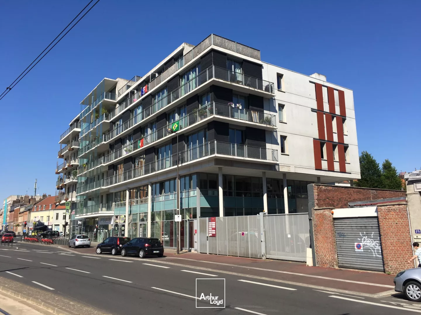 open space ascenseur centre ville roubaix ZFU zone franche urbaine bureaux cloisonnés sous alarme