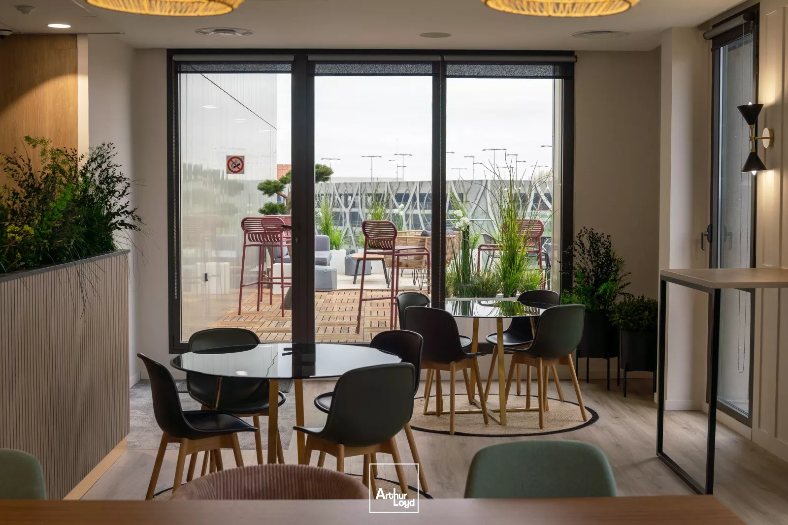 Bureaux neufs à louer à Villeneuve d'Ascq, proche métro