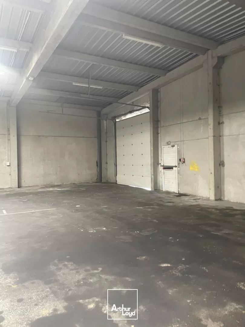 Entrepot état neuf à louer 