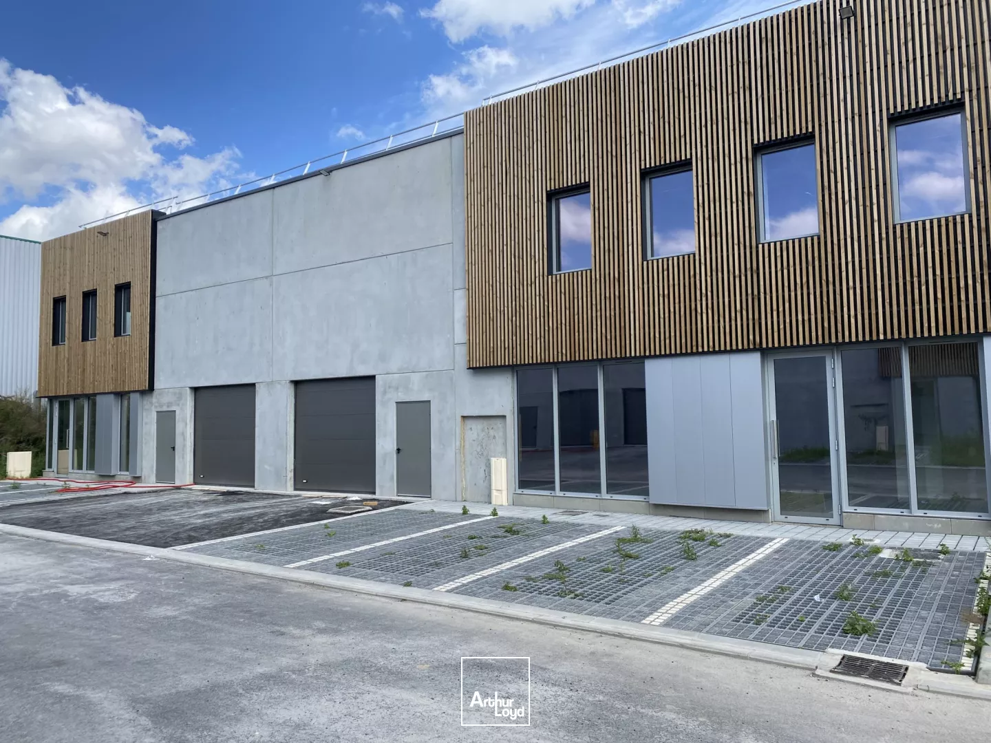 Entrepôts au sein d'un parc d'activité neuf , ZI de Seclin