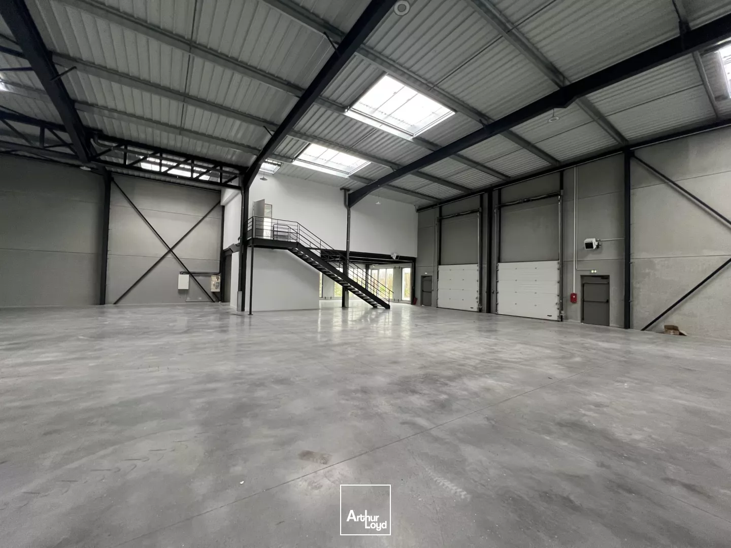 Entrepôts au sein d'un parc d'activité neuf , ZI de Seclin