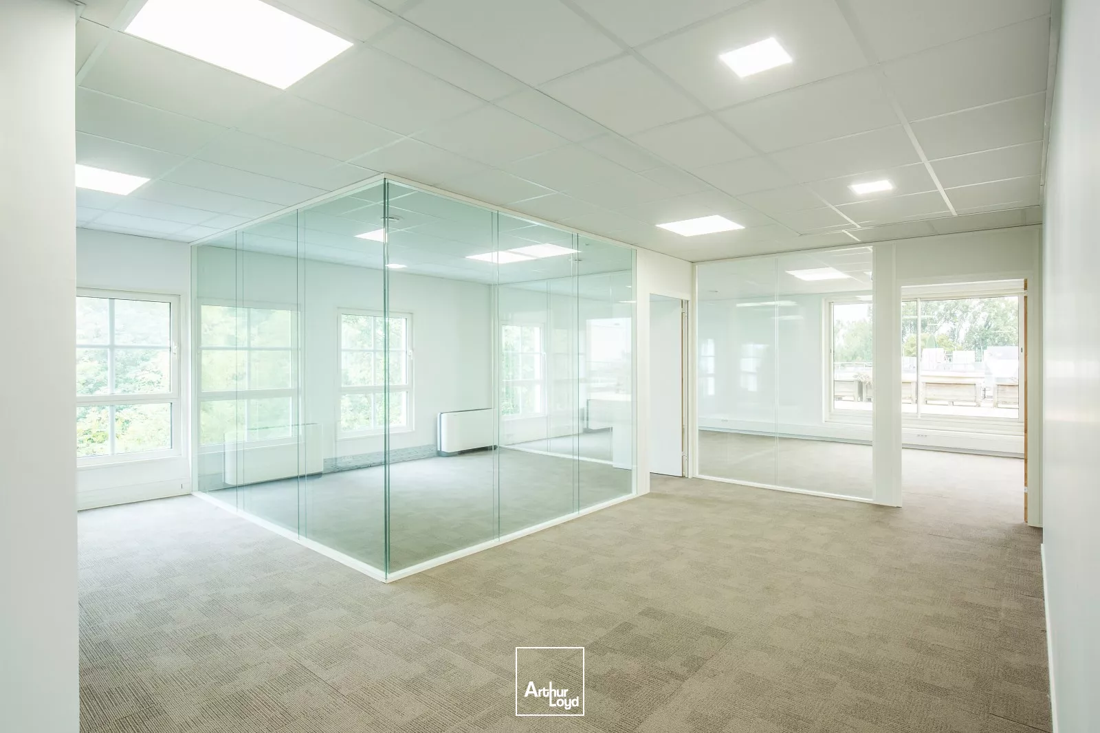 Bureaux certifiés BREEAM Renovation à louer à vendre proche commerces