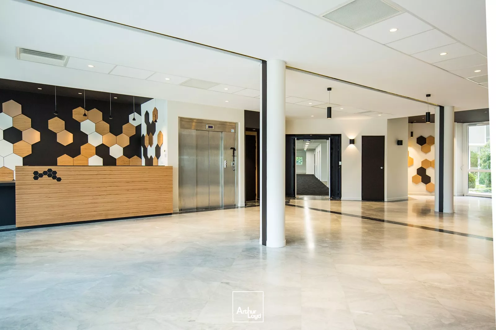 Bureaux certifiés BREEAM Renovation à louer à vendre proche commerces