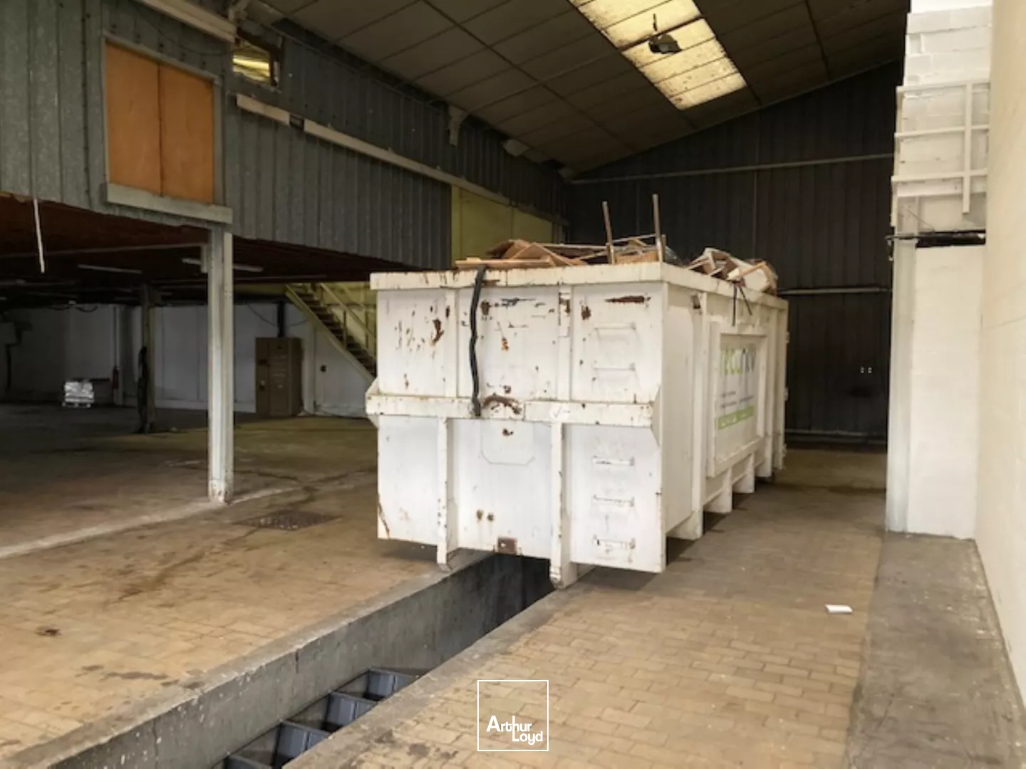 Entrepôts à louer à proximité de la ZI de Seclin