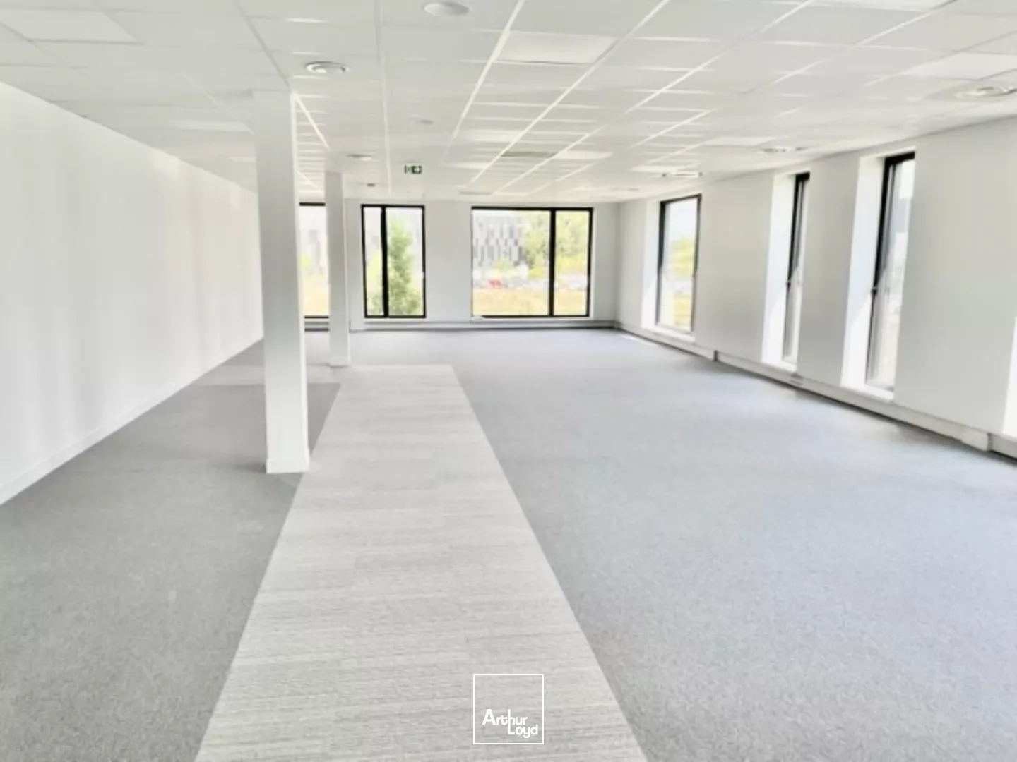 Bureaux à louer dans un parc tertiaire récent - Environnement de travail moderne entre Villeneuve d'Ascq et Lesquin
