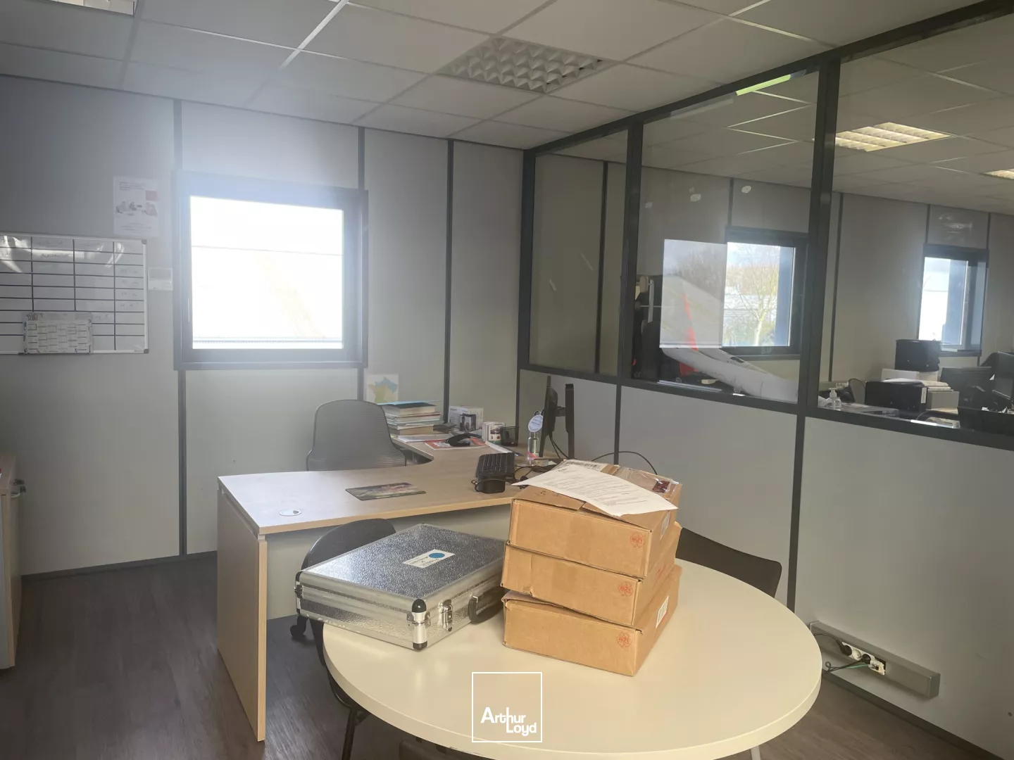 ENTREPOT A LOUER AVEC ACCES IMMEDIAT AUTOROUTE