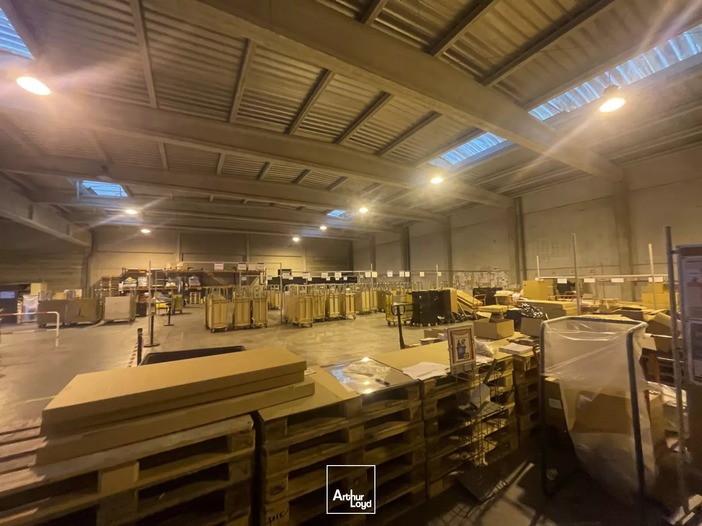 Entrepôt + bureaux à louer, ZA MIN LOMME
