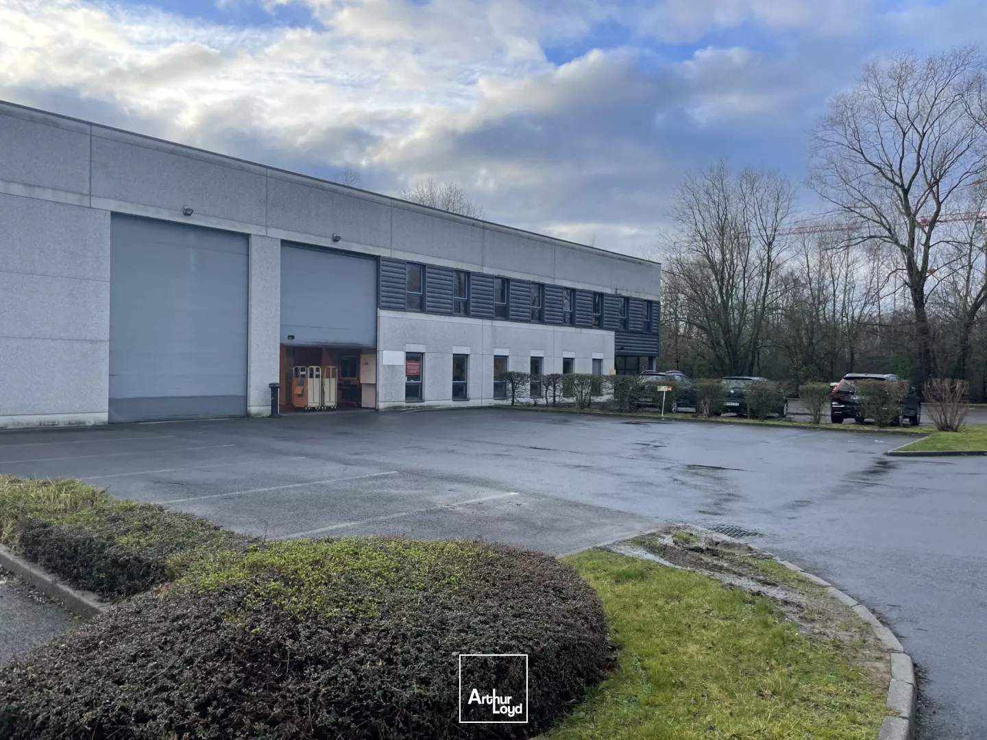Entrepôt + bureaux à louer, ZA MIN LOMME