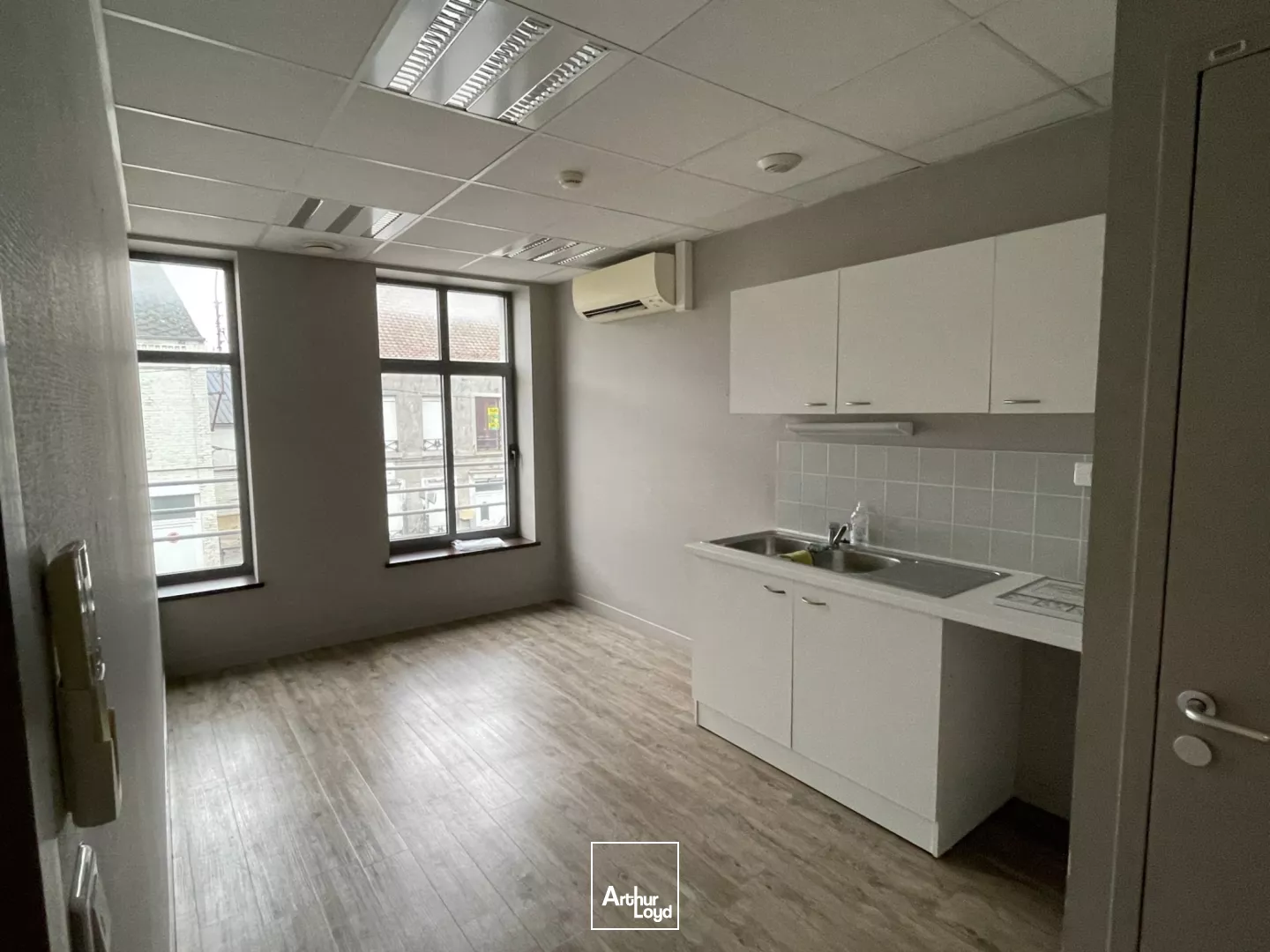 Bureaux à vendre ou à louer à MAUBEUGE
