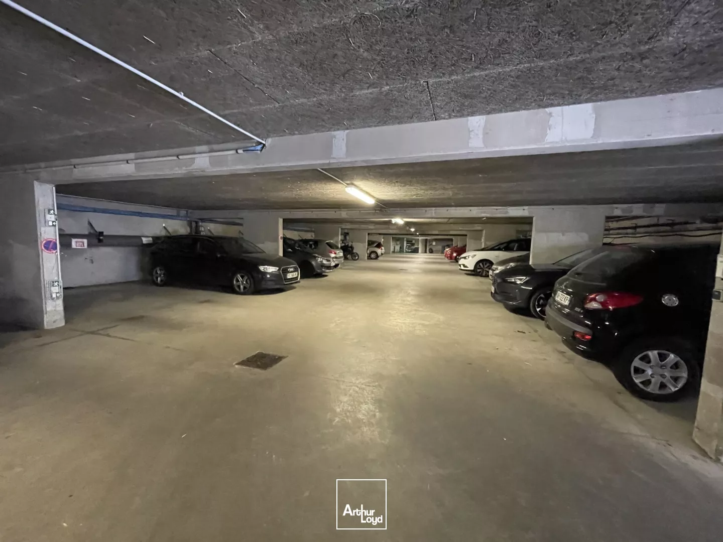 Bureaux d'une belle superficie de 2 050 m2 à louer à La Madeleine, secteur Grands Boulevards