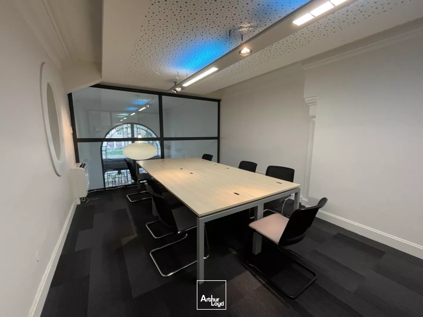 Bureaux d'une belle superficie de 2 050 m2 à louer à La Madeleine, secteur Grands Boulevards