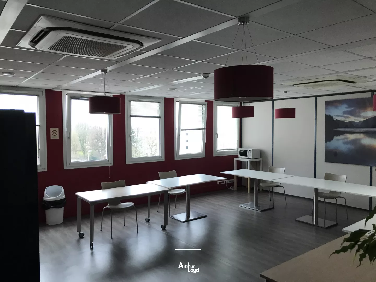 Bureaux à vendre ou à louer à Douai 59500