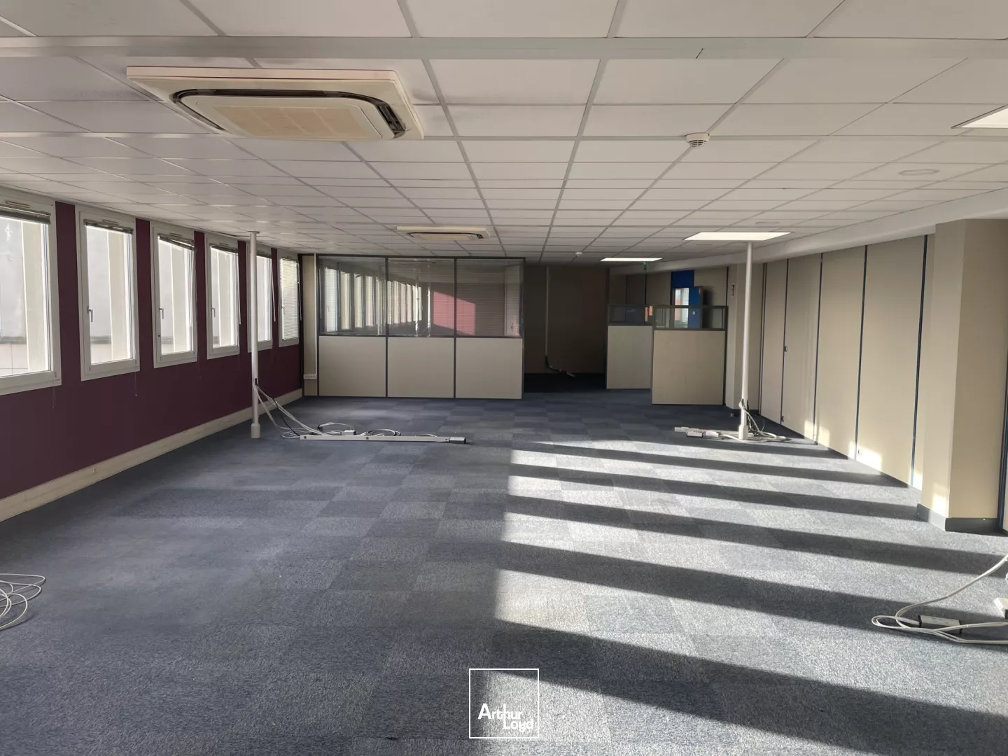 Bureaux à vendre ou à louer à Douai 59500