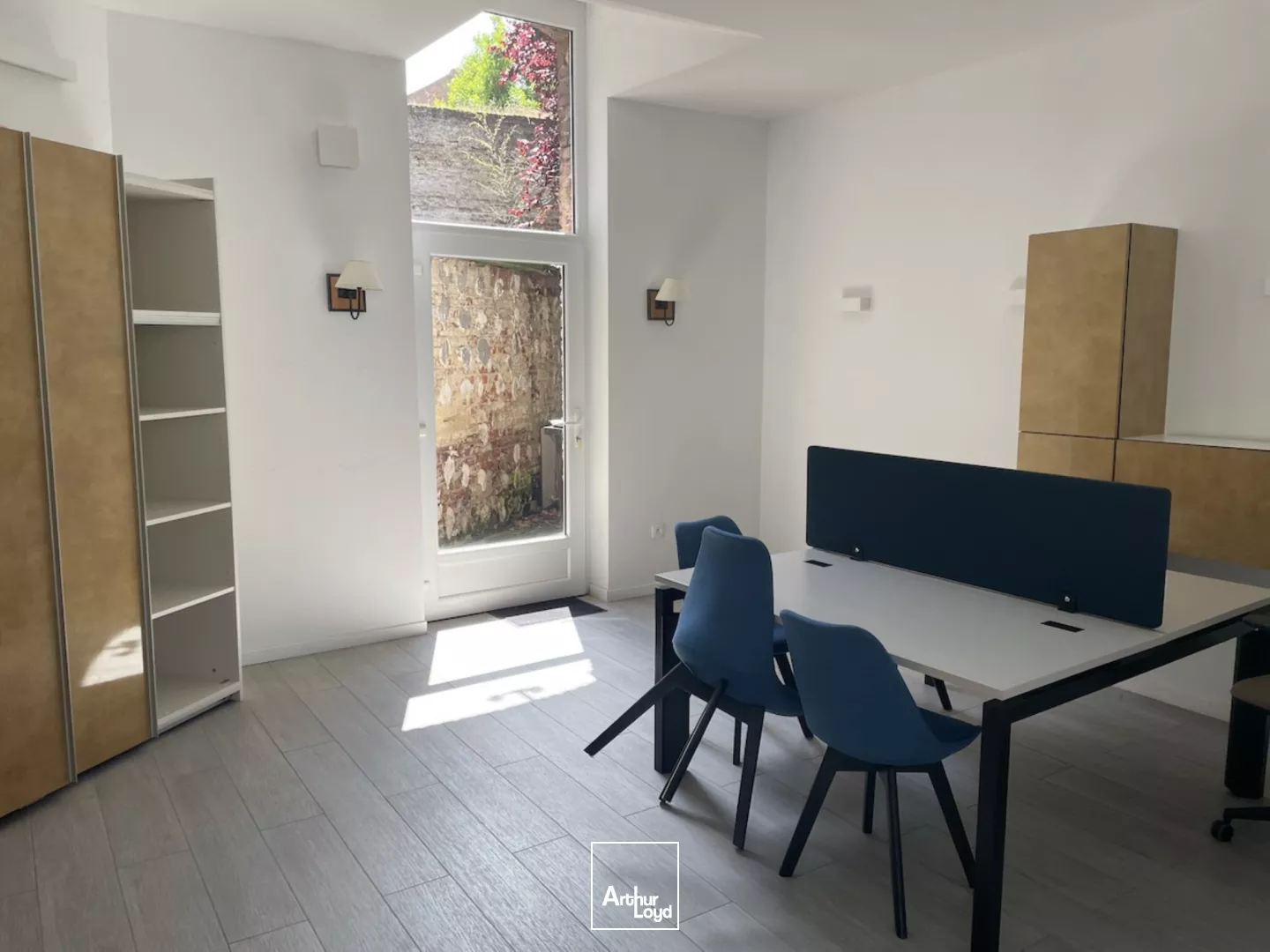 Bureaux à vendre ou à louer à CAMBRAI