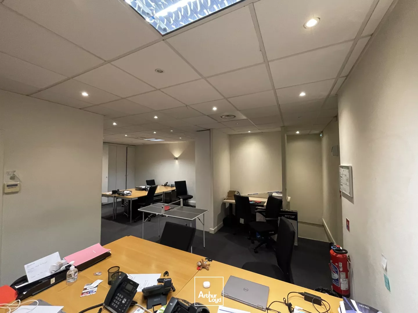 À LOUER - Plateau de bureaux de 143 m² et Local commercial de 288 m2 dans un immeuble de standing - Rue Nationale