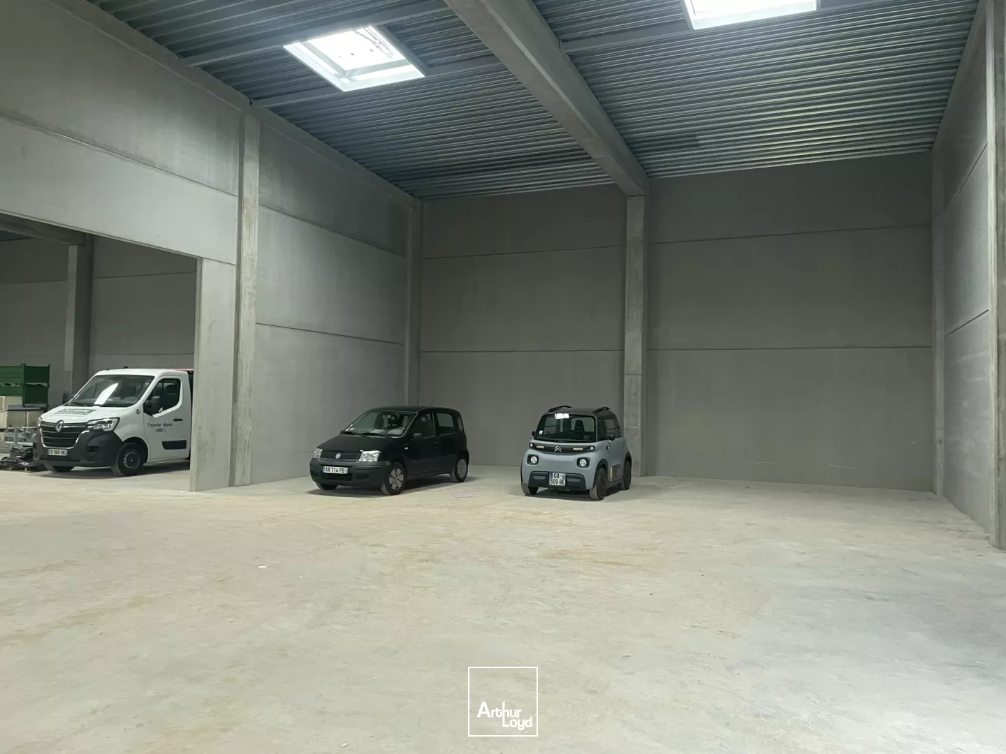 Entrepôts disponible sur la zone du Beck