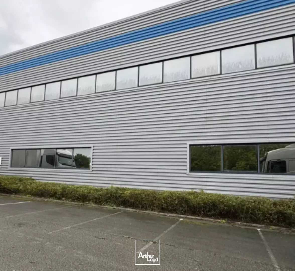 Locaux d'activité à louer à TAVERNY 95150