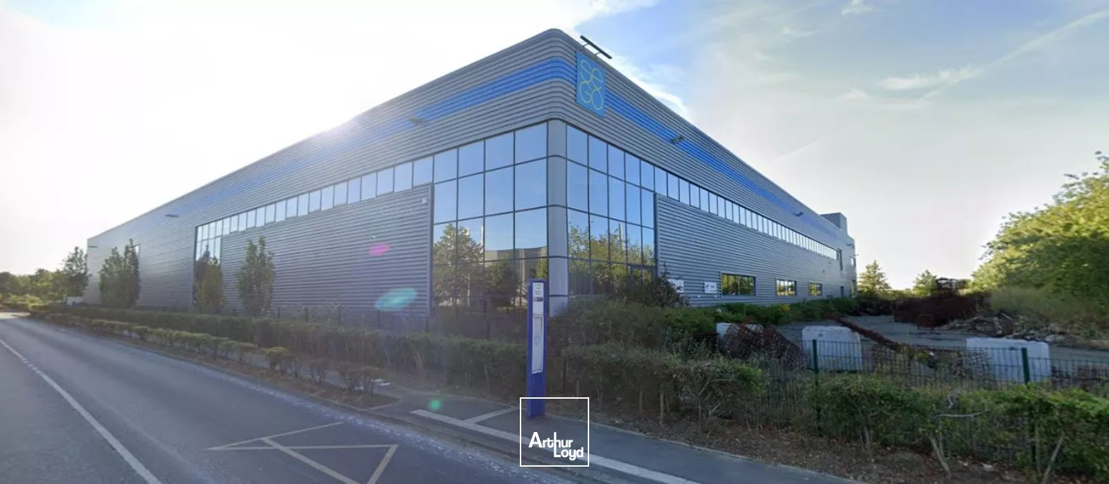 Locaux d'activité à louer à TAVERNY 95150