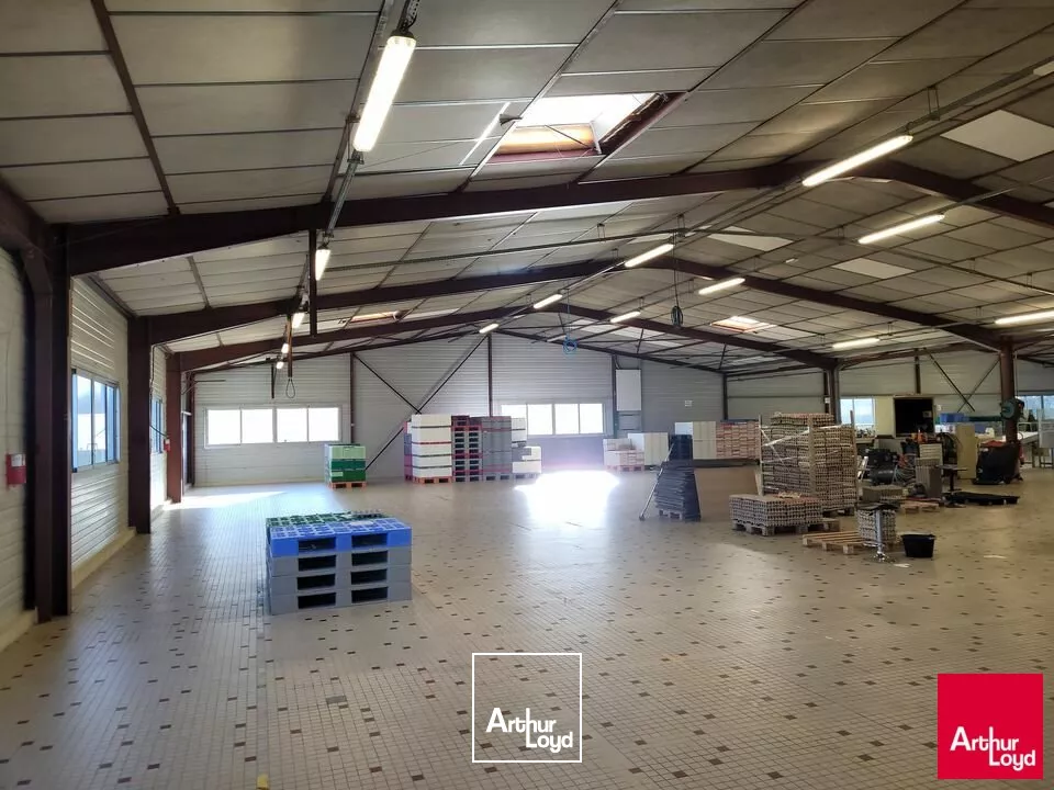 A vendre bâtiment d'activité 2000m² Axe LE MANS -VENDOME