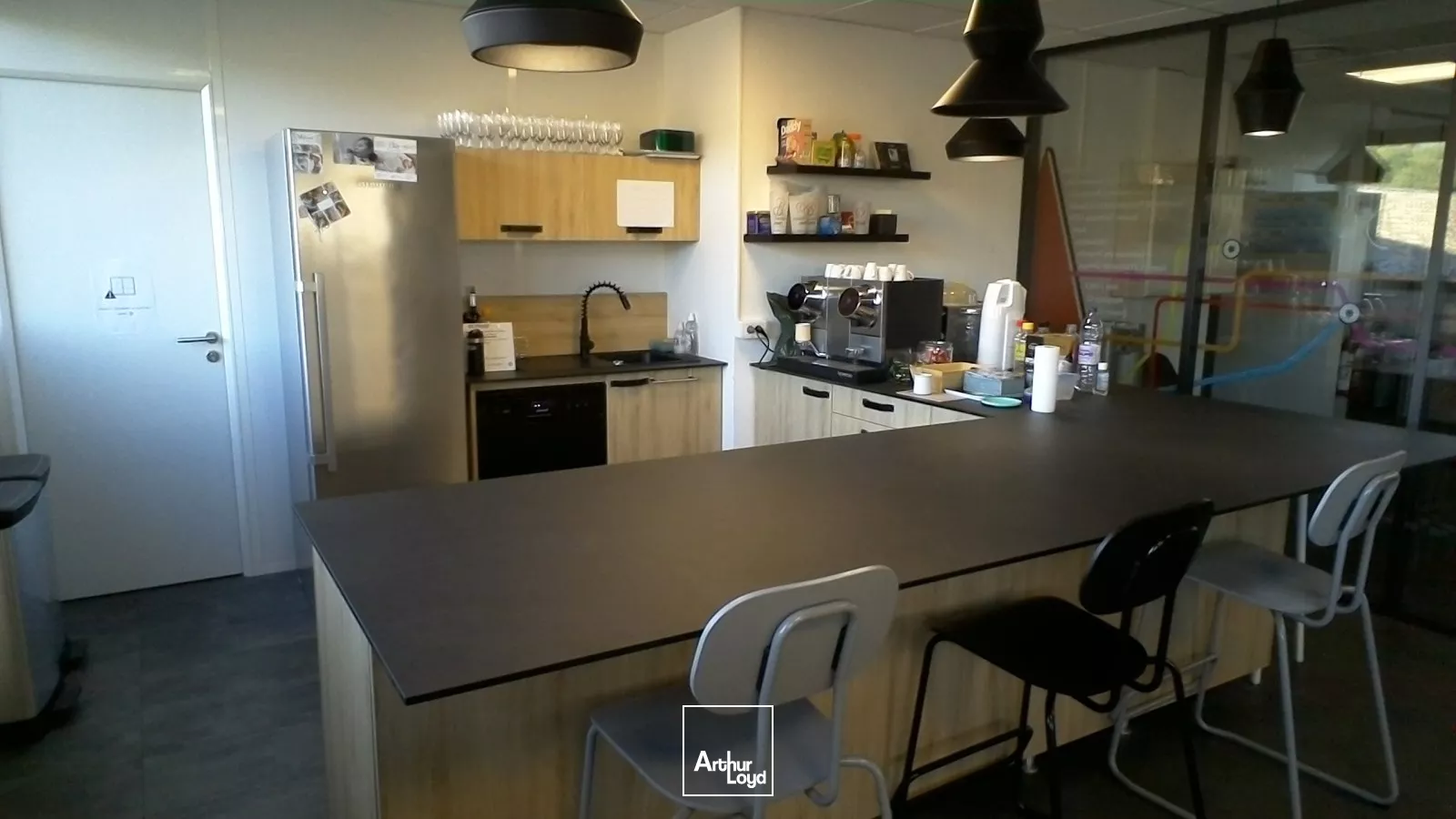 Plateau de bureaux avec parking à vendre / à louer - Le Forum - Zone ATHELIA - La Ciotat