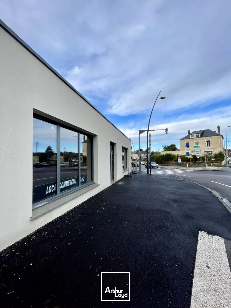 Locaux commerciaux à vendre à EVREUX 27000