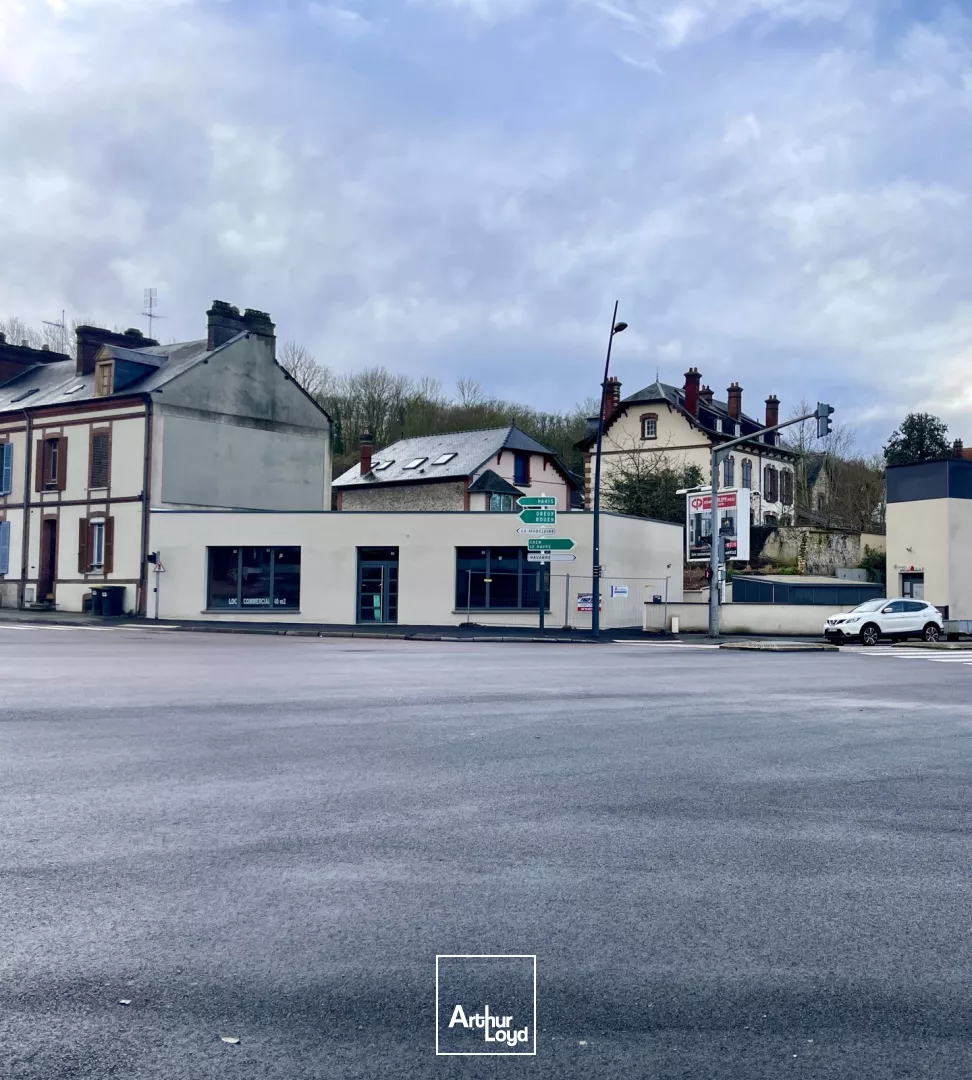 Locaux commerciaux à vendre à EVREUX 27000