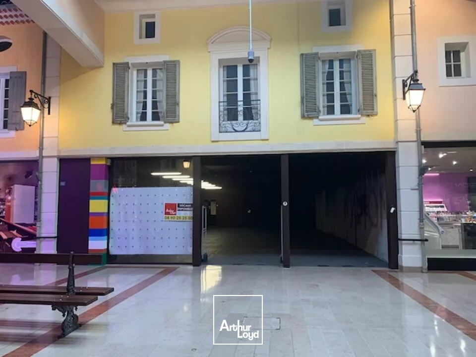 Local commercial à louer galerie marchande Avignon