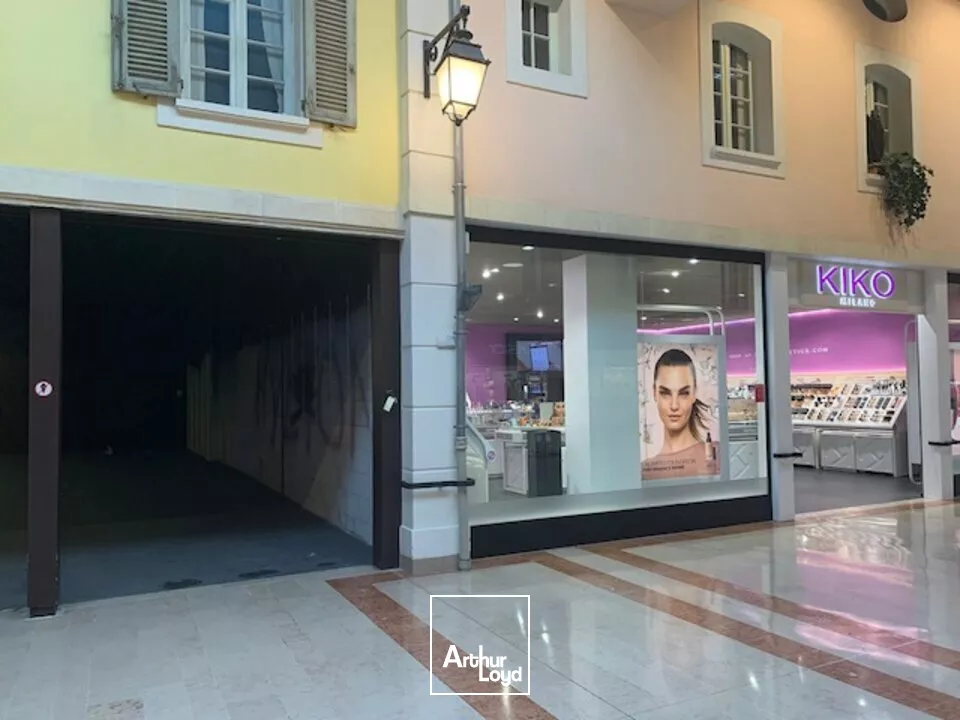 Local commercial à louer galerie marchande Avignon