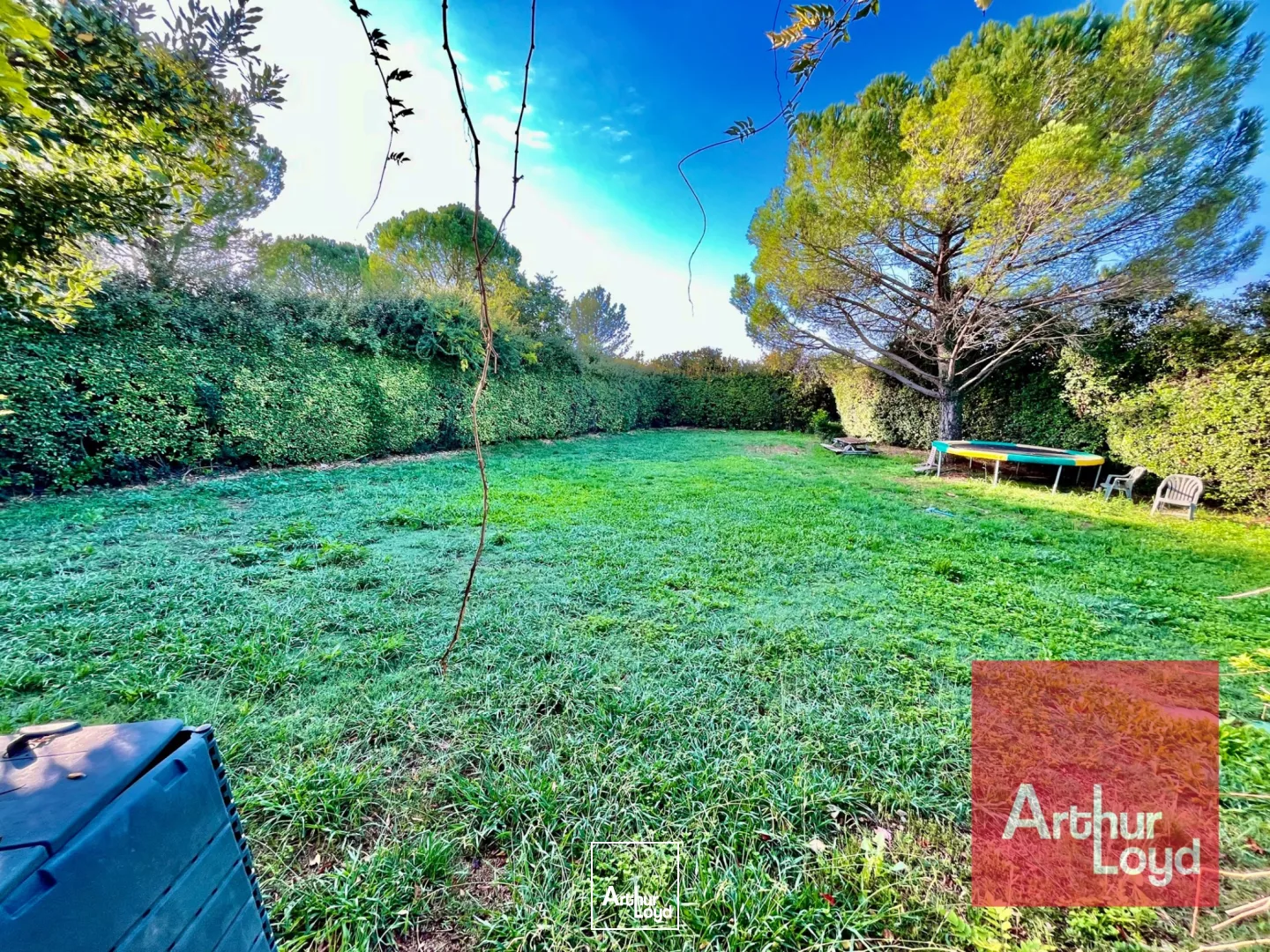 CO-EXCLUVISITÉ - Terrain et bâtiment à vendre à Teyran