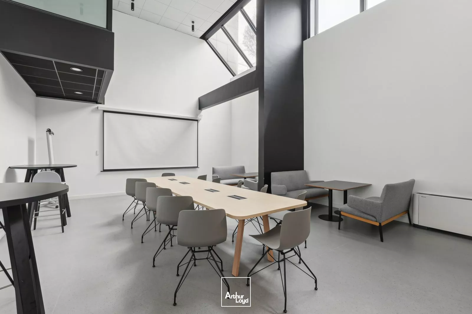 22 QG, Immeuble labellisé avec vue sur la Seine - Nombreuses prestations